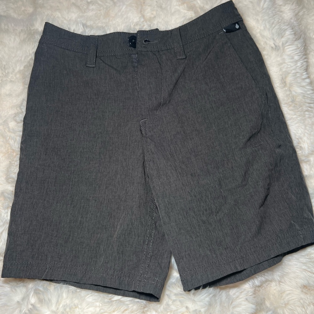 Kids volcom shorts